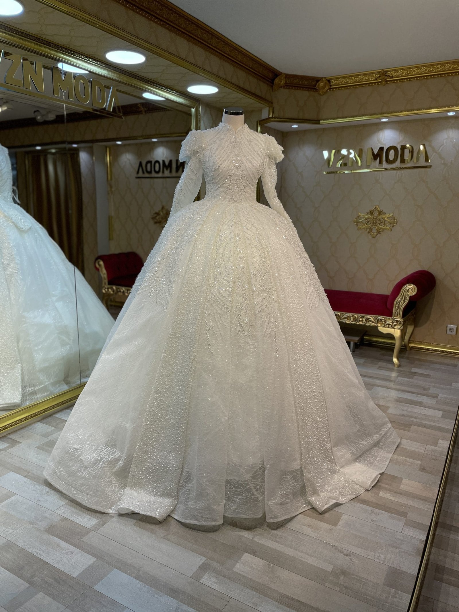 incila tesettür gelinlik simli işlemeli inci - VznModa incila-prenses-tesettür-gelinlik-simli-işlemeli