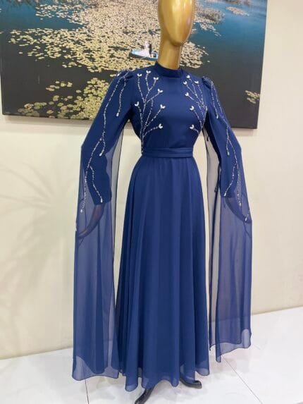 Canan-Model-Lacivert-Pelerinli-Kol-Tas-Isleme-Detayli-Tesettur-Abiye-Elbise-
