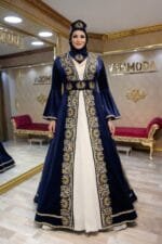 Şahmaran Kaftan Kınalık Lacivert Gold İşleme Helenee - VznModa Sahmaran-Kaftan-Kinalik-Lacivert-Gold-Isleme-Helen